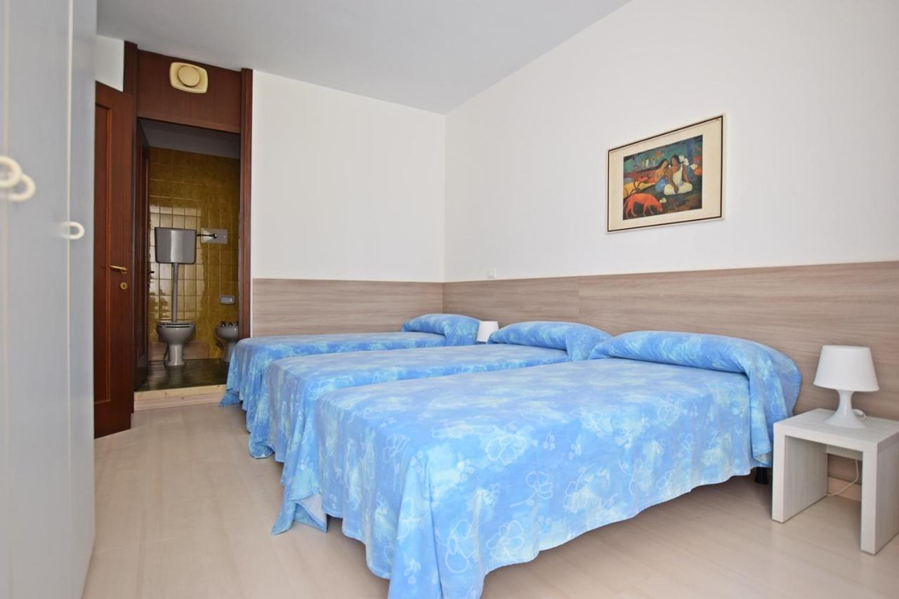 Condominio Luna 1 리그나노 사비아도로 외부 사진